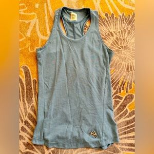 COPY - Tracksmith Horizon Tank XS